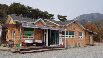 딸기 체험마을 용봉산캠핑장-충남 홍성캠핑장, 홍성시장